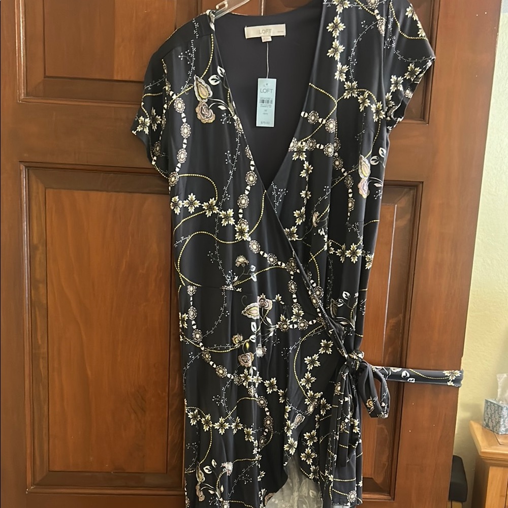 Loft Medium Petite Floral Wrap Dress